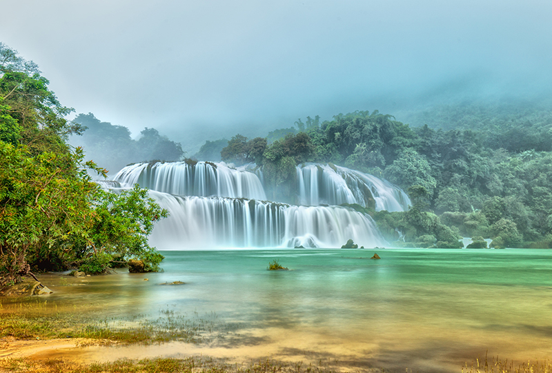 A picture of the magnificent Ban Gioc – Detian waterfalls